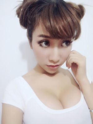 亚洲精品国产极品美女mm131-百度视频免费手机观看