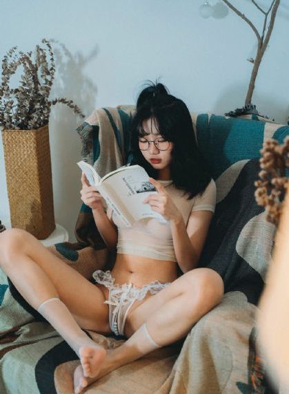 蜜臀A∨无码人妻系列-手机高清磁力搜索
